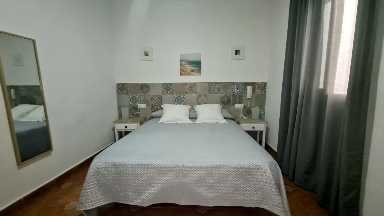 Hostal Canalejas Кадис Экстерьер фото