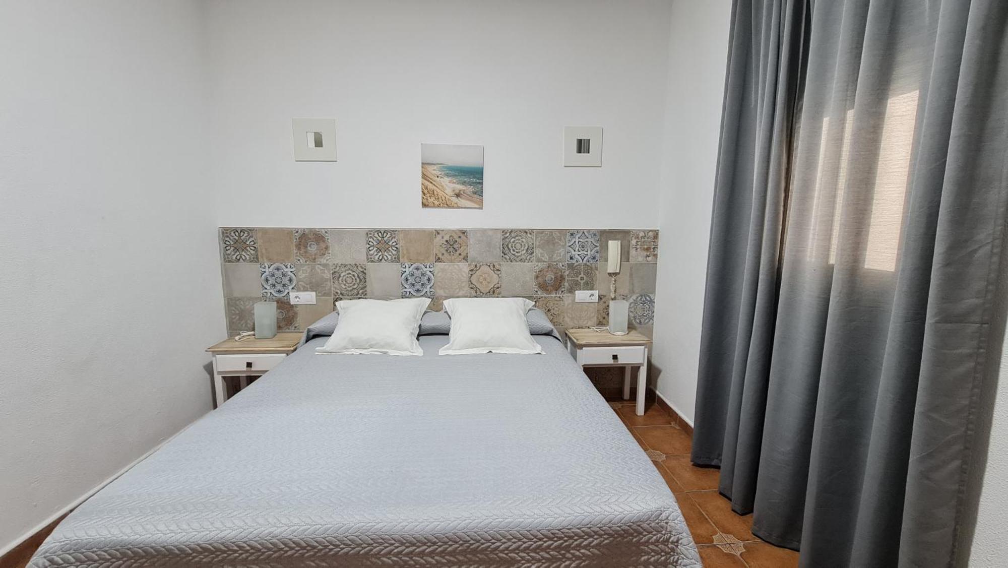 Hostal Canalejas Кадис Экстерьер фото